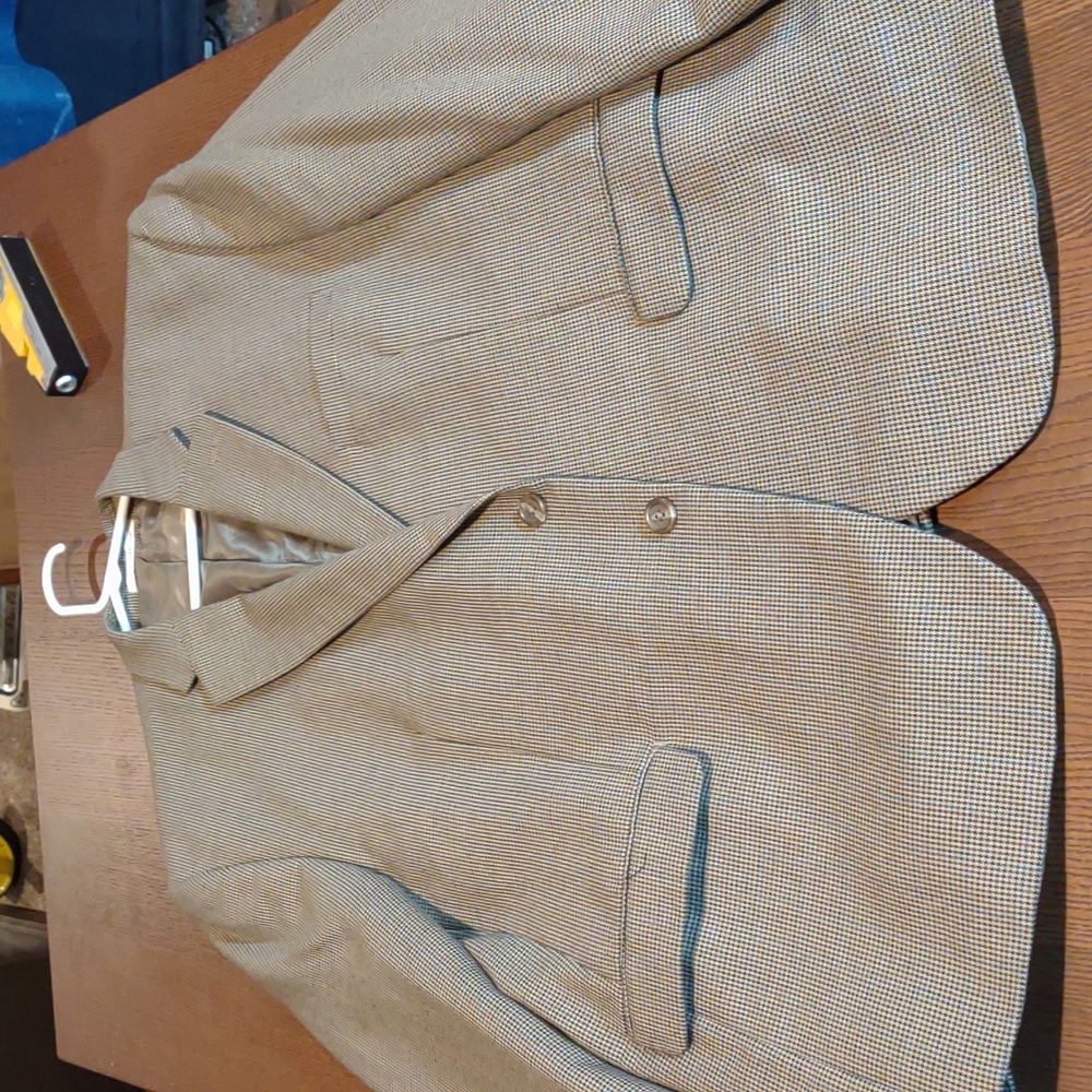 💋 Men Sports Coat by CHAPS.  50R